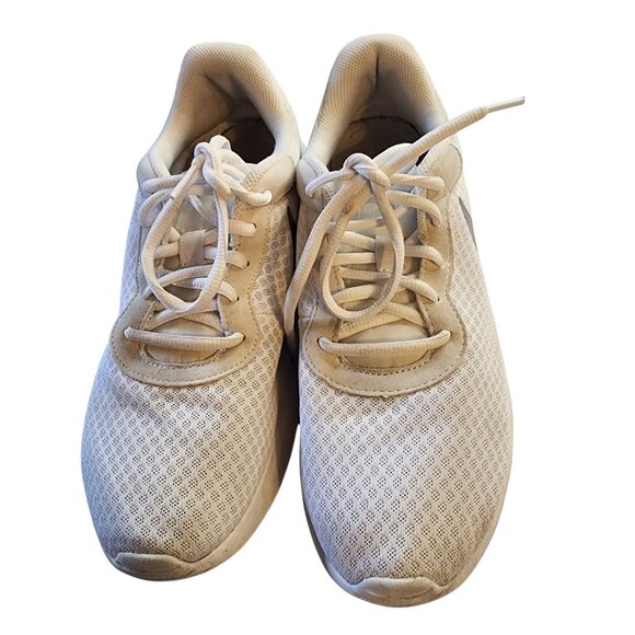 Nike Tanjun White/Metallic Silver Women's Sneaker Size 10 - Picture 3 of 6